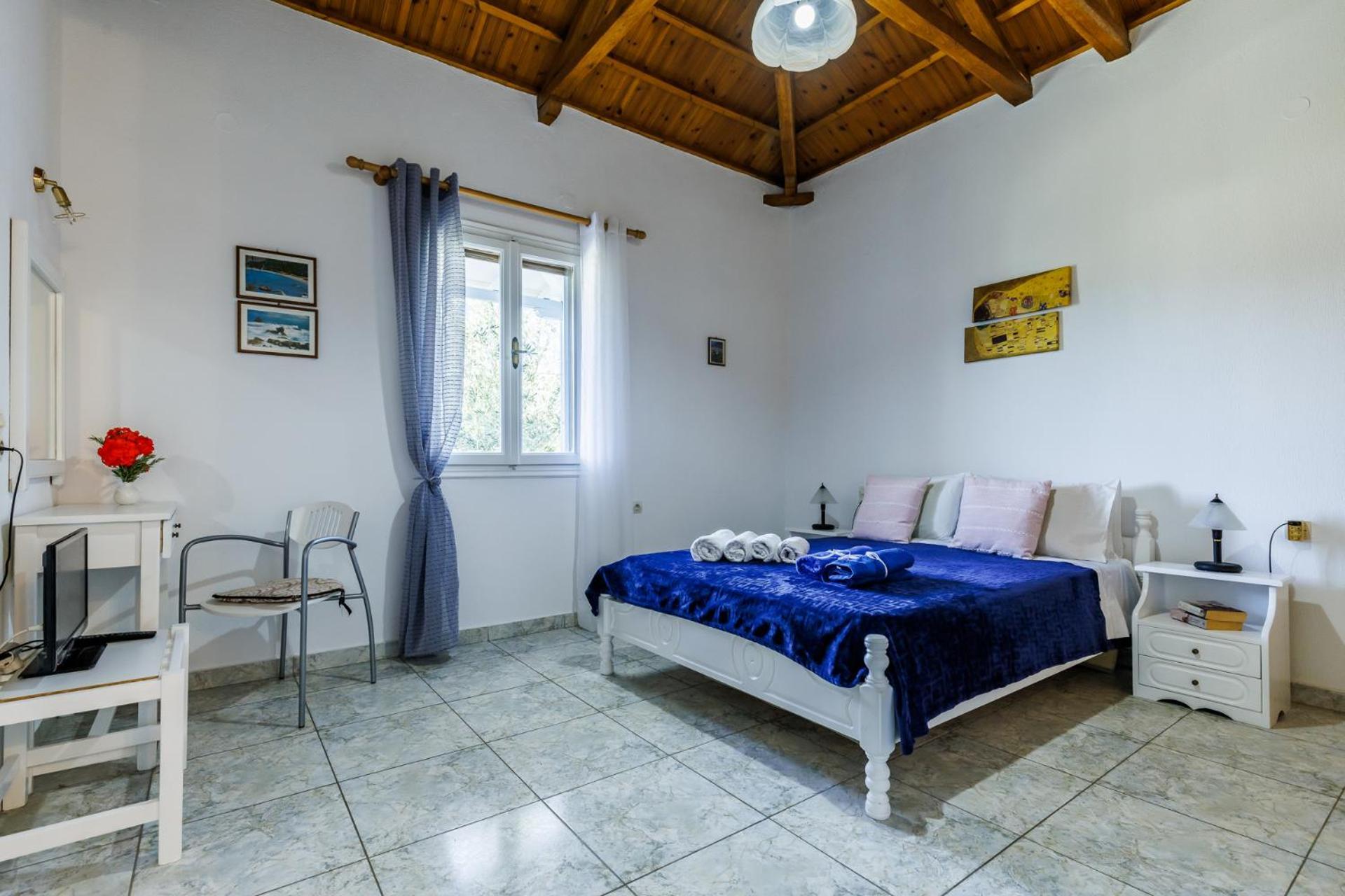 Anesis Apartment 2 Fireplace Skopelos Town Exterior photo